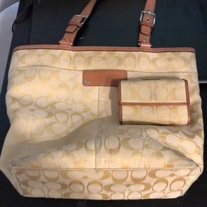 Coach purse and matching wallet